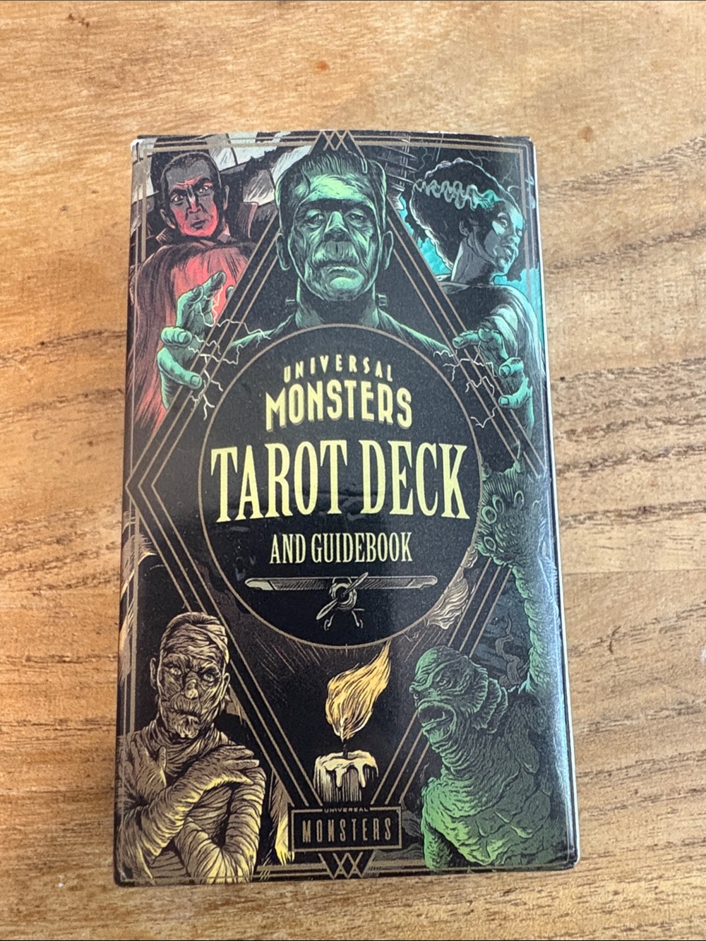 Universal Monsters Tarot Deck - Black & Gold Gothic Box